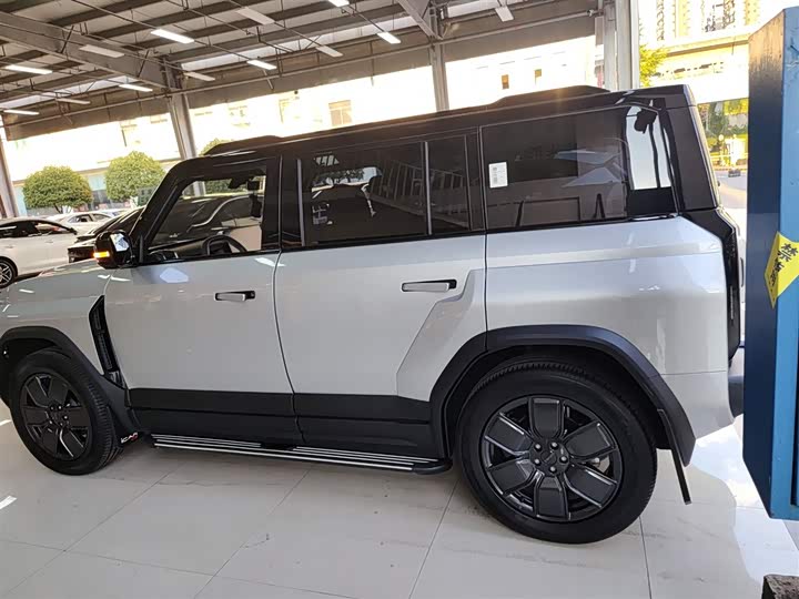 Фото 5 - Chery iCar 03T