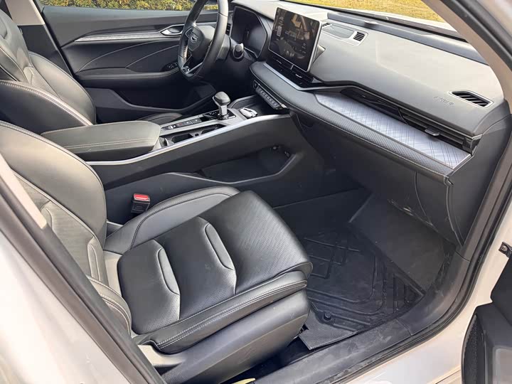 Фото 11 - Geely Preface