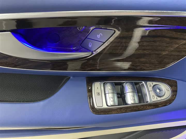 Фото 2 - Mercedes-Benz Vito