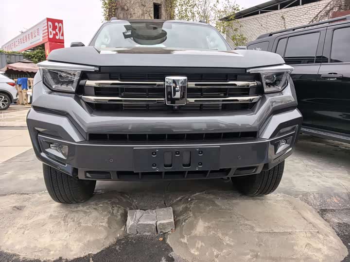 Фото 2 - Tank 400 Hybrid