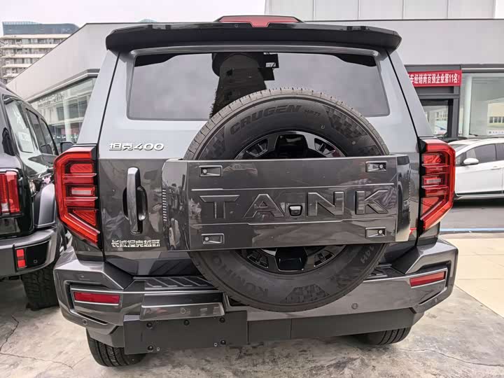 Фото 4 - Tank 400 Hybrid