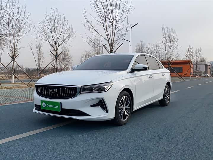 Фото 1 - Geely Emgrand