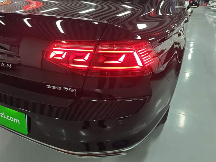 Фото 8 - Volkswagen Magotan