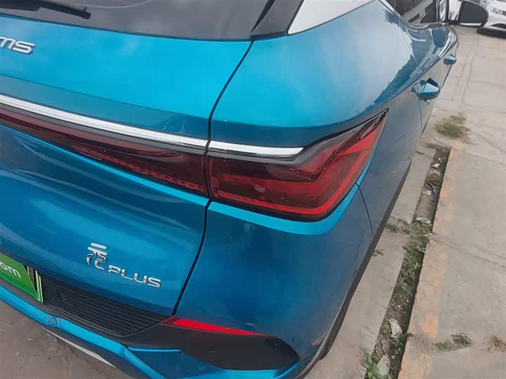 Фото 8 - BYD Yuan Plus