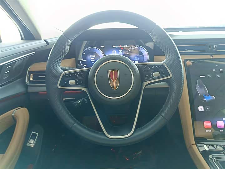 Фото 3 - Hongqi H5