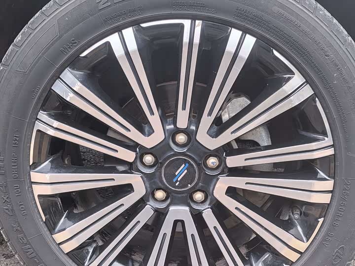 Фото 11 - Changan Oshan X5