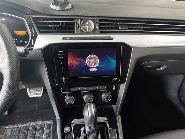 Фото 13 - Volkswagen Magotan