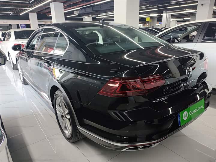 Фото 5 - Volkswagen Magotan