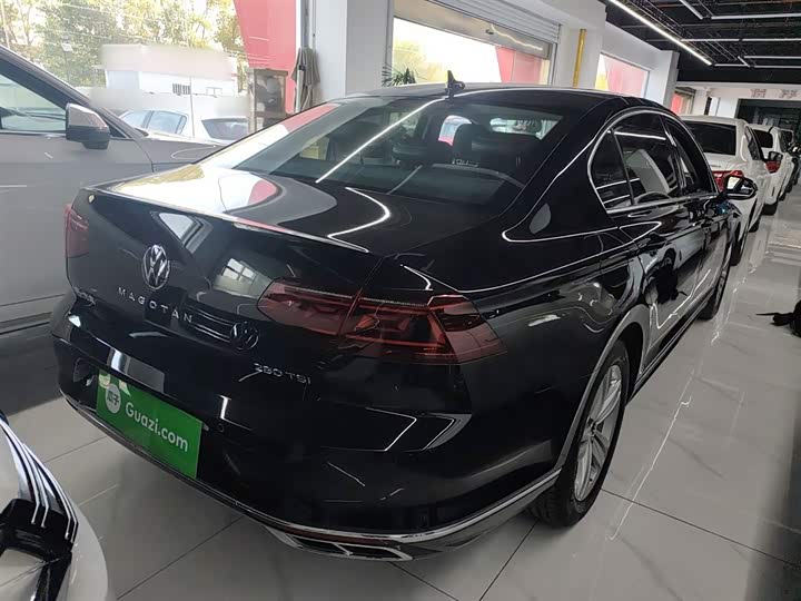 Фото 7 - Volkswagen Magotan