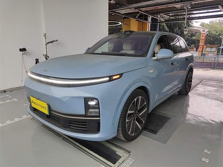 Фото 1 - LiXiang L7