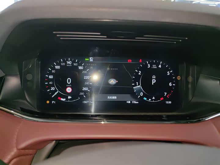 Фото 12 - Land Rover Range Rover Evoque L