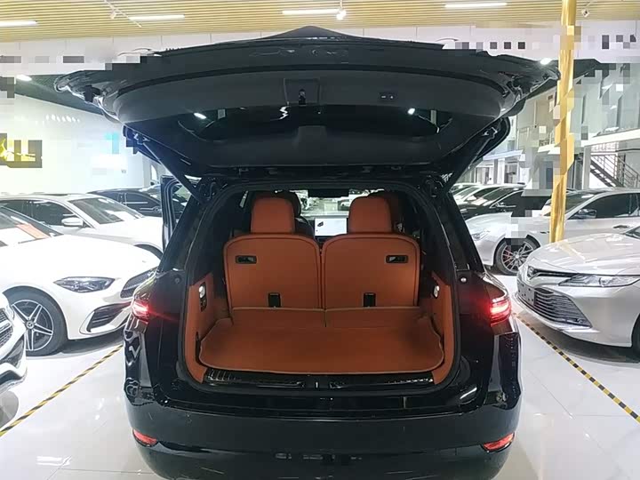 Фото 9 - LiXiang L9