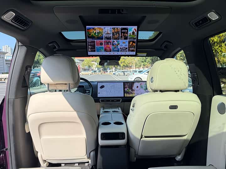 Фото 11 - LiXiang L9