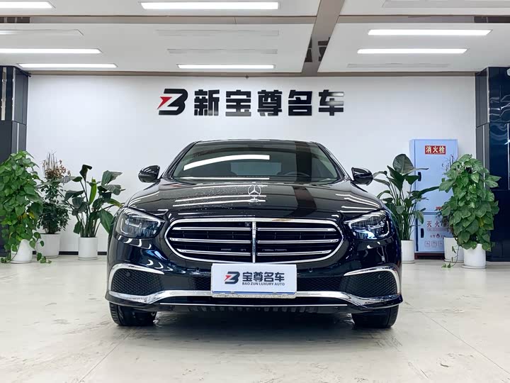 Фото 2 - Mercedes-Benz E-Class