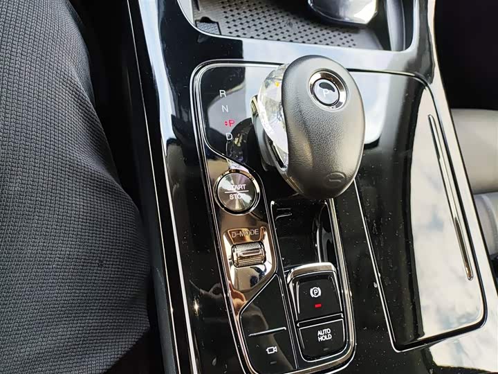 Фото 14 - GAC Trumpchi E9