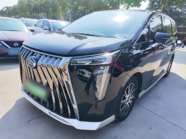 Фото 2 - GAC Trumpchi E9