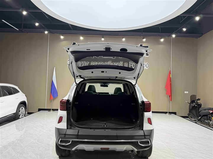 Фото 13 - Kia KX3