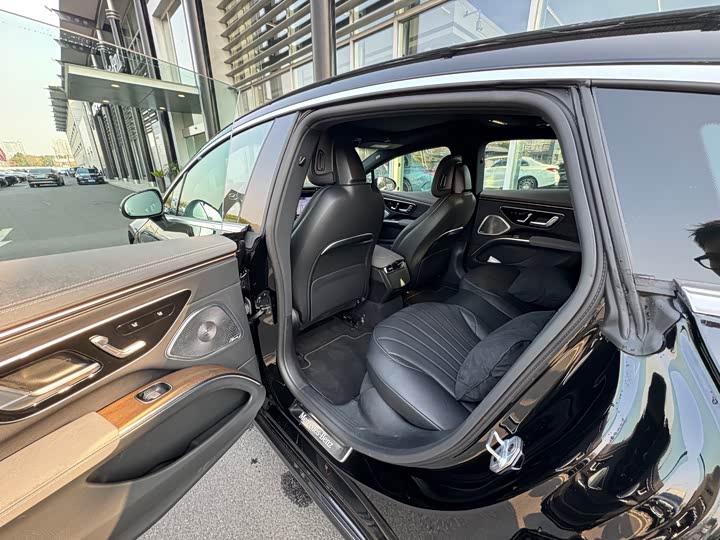 Фото 7 - Mercedes-Benz EQS