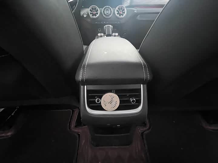 Фото 23 - Tank 300