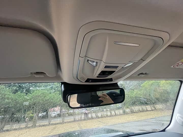 Фото 7 - Tank 300