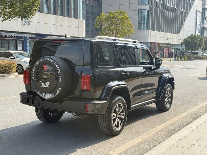 Фото 7 - Tank 300