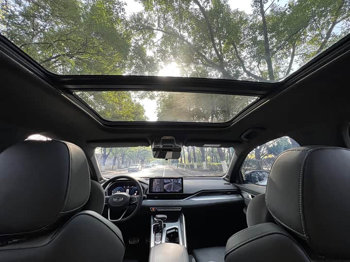 Фото 17 - Geely Preface