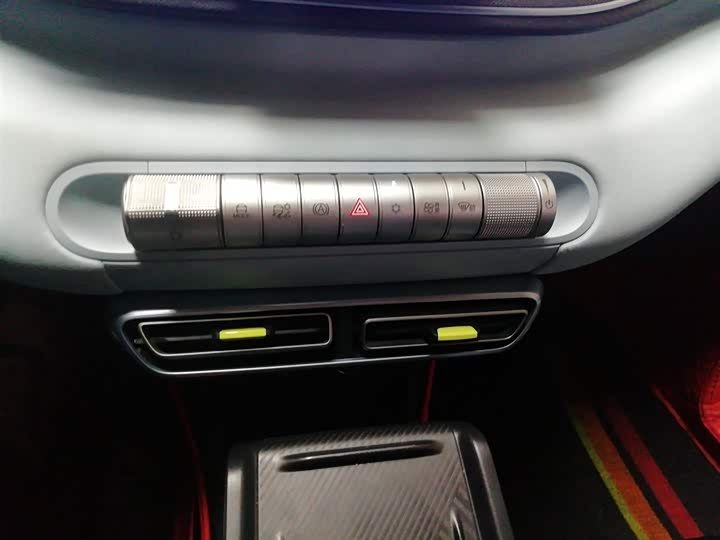 Фото 14 - BYD Seagull