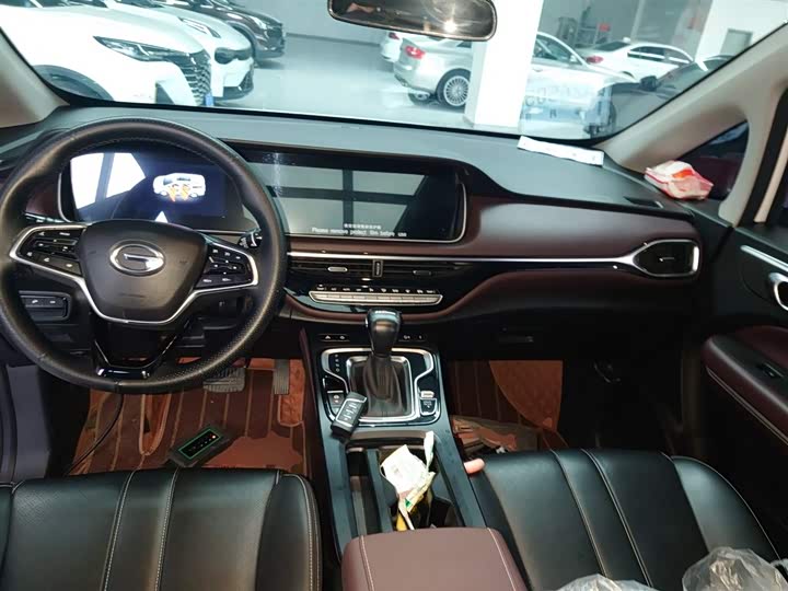 Фото 10 - GAC Trumpchi M6