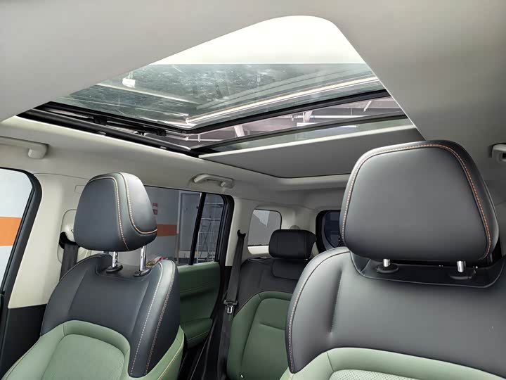 Фото 10 - Chery iCar 03