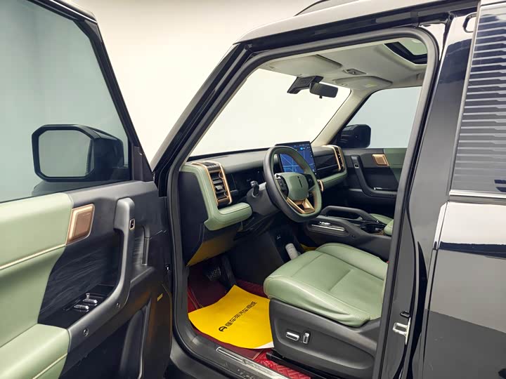 Фото 13 - Chery iCar 03