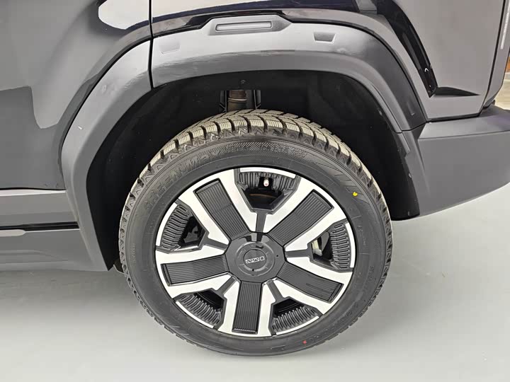 Фото 16 - Chery iCar 03