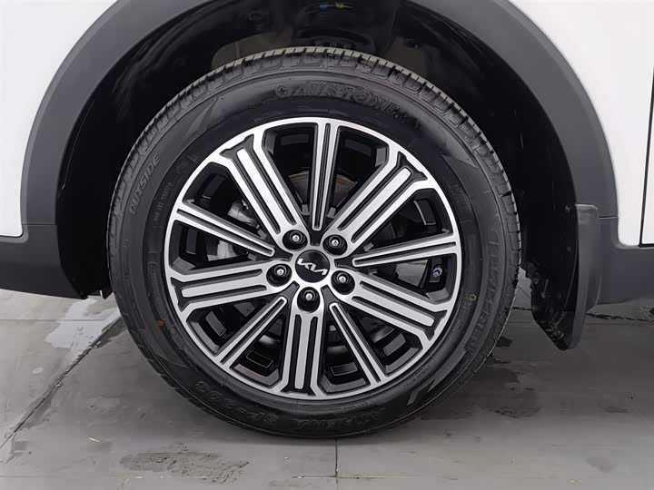 Фото 17 - Kia Sportage GT-line