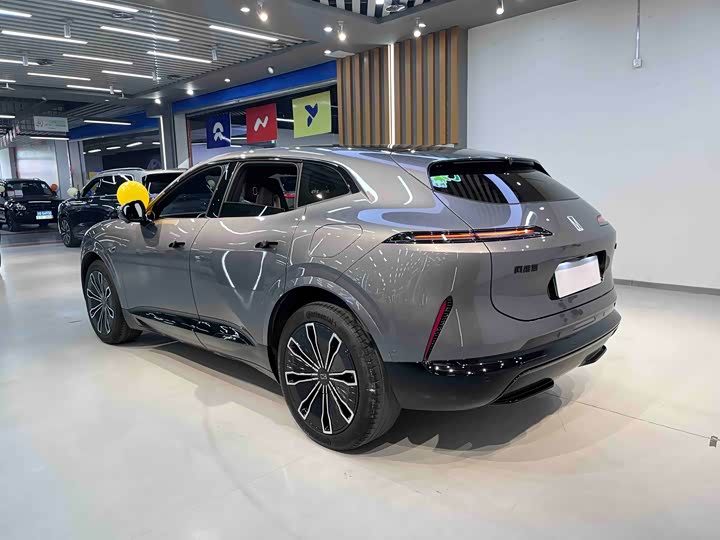 Фото 21 - Avatr 07