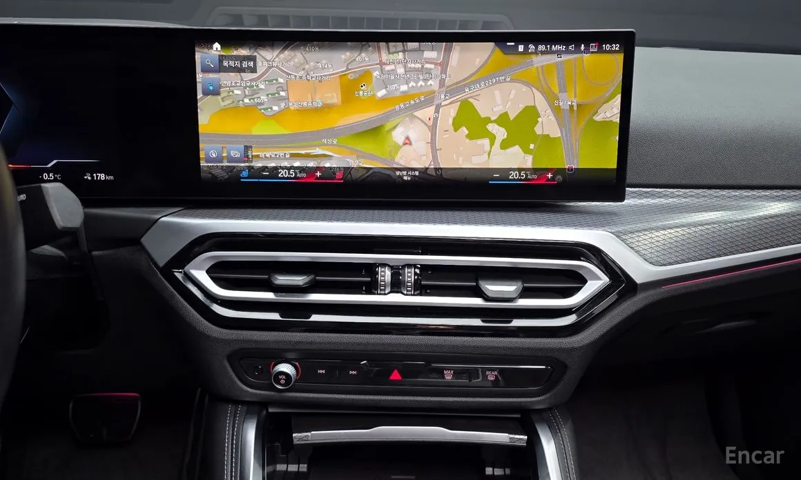 Фото 15 - BMW i4