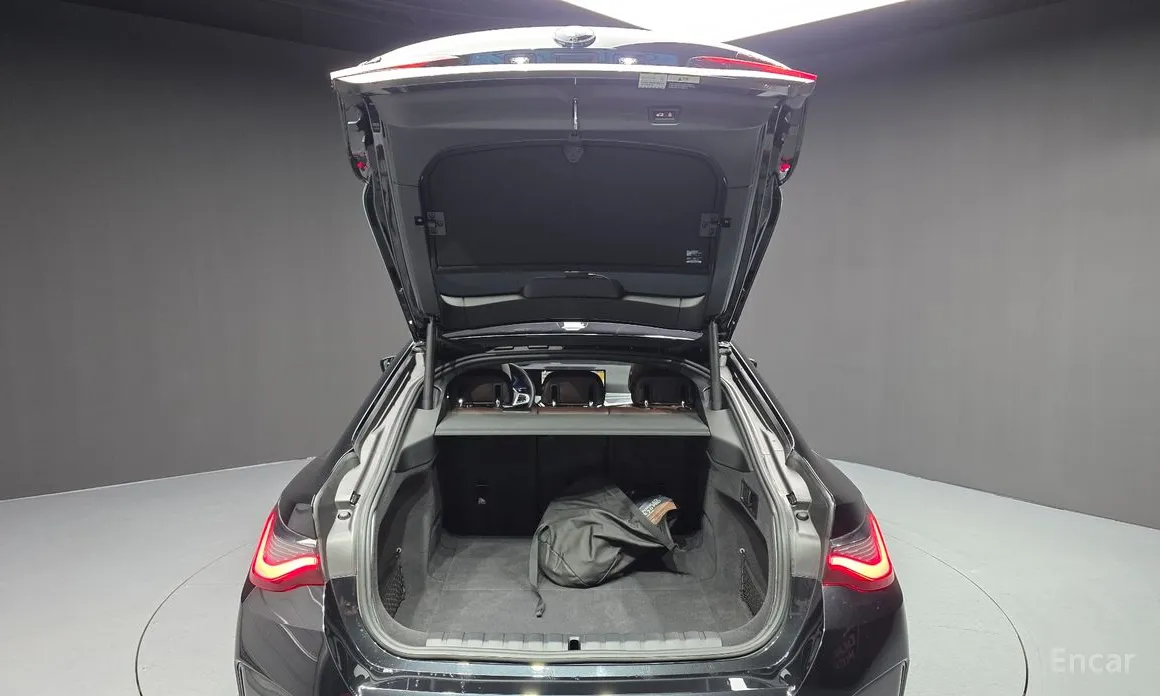 Фото 20 - BMW i4