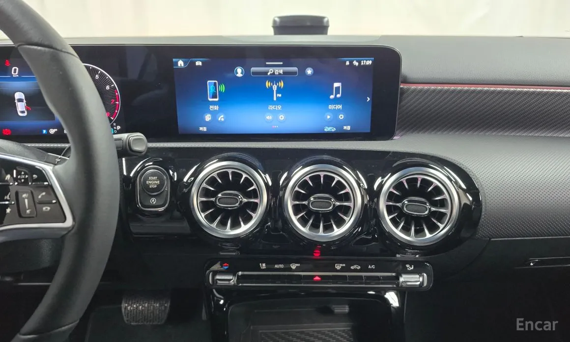 Фото 14 - Mercedes-Benz A-Class