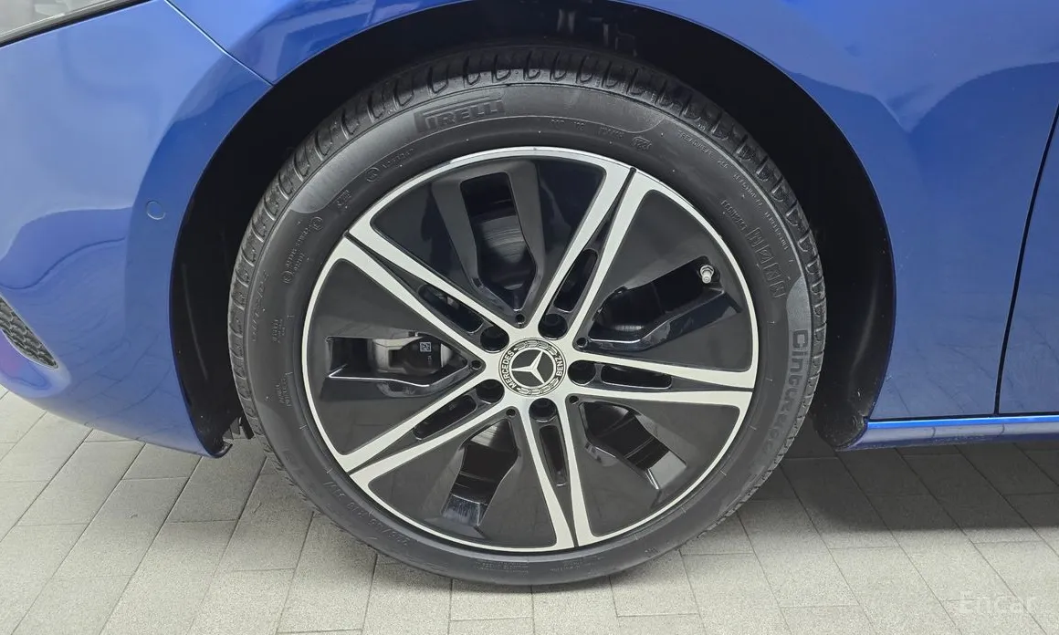 Фото 5 - Mercedes-Benz A-Class