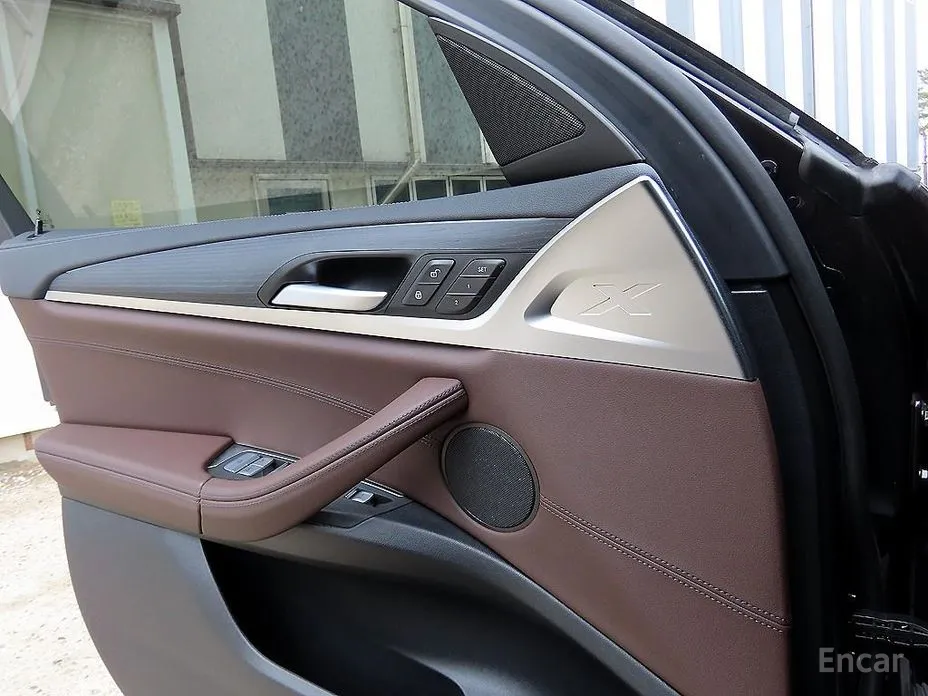 Фото 12 - BMW X4