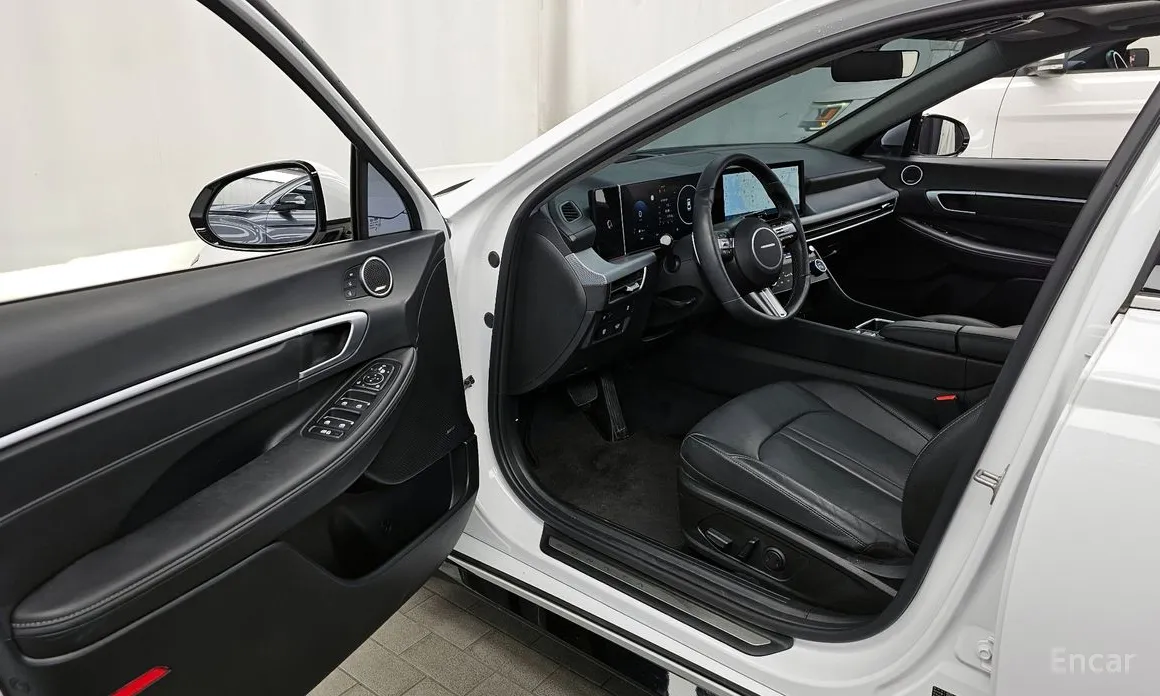 Фото 10 - Hyundai Sonata