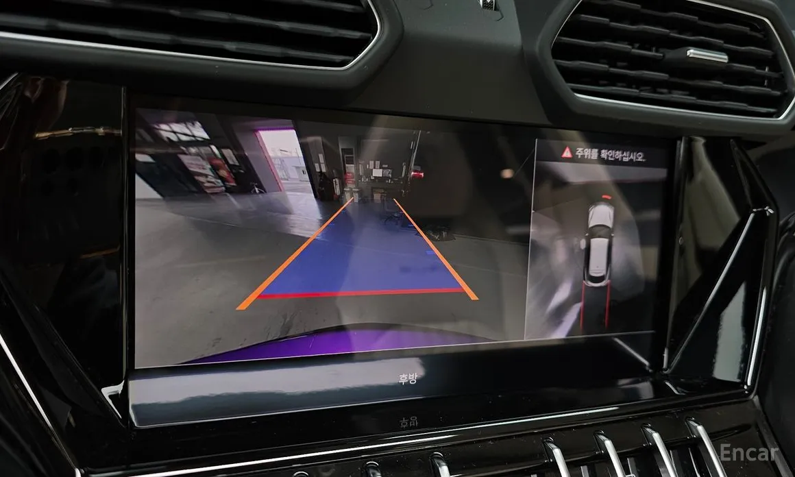 Фото 16 - Lamborghini Urus