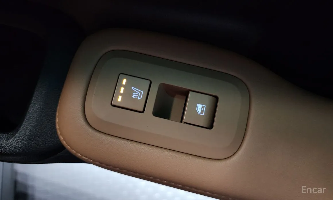 Фото 18 - Hyundai Santa Fe