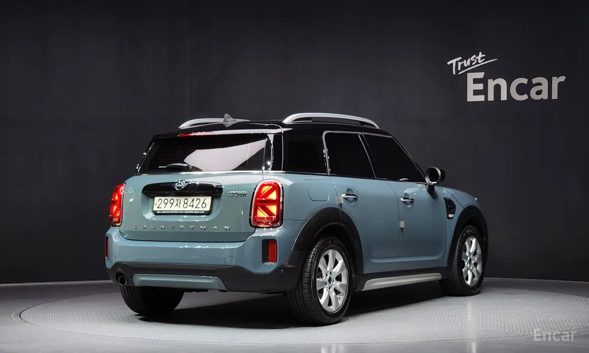 Фото 2 - Mini Countryman