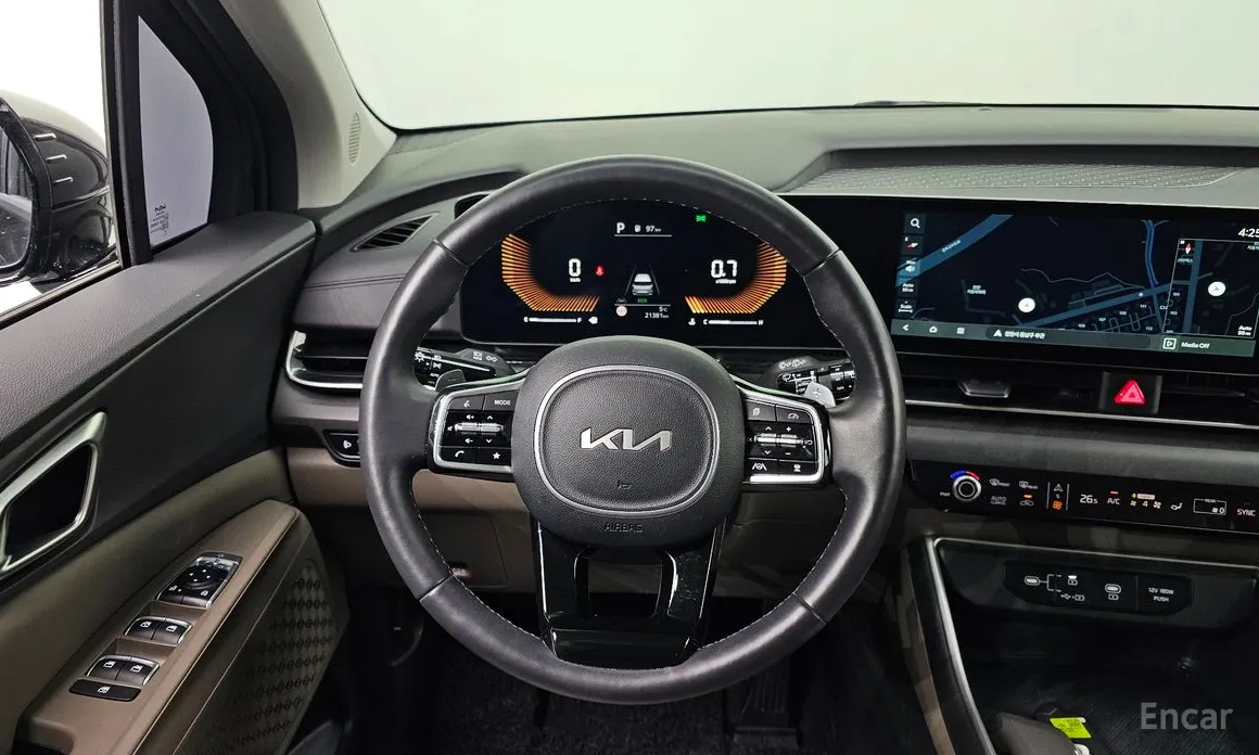 Фото 14 - Kia Carnival