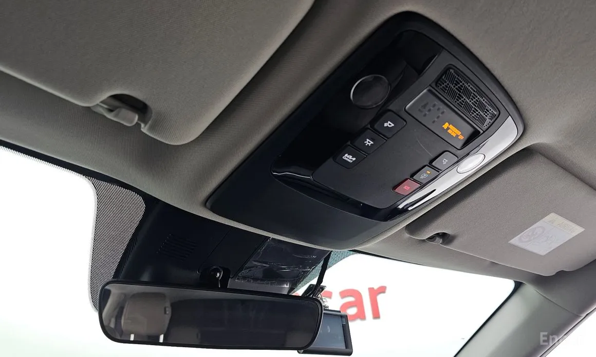 Фото 18 - Kia Carnival