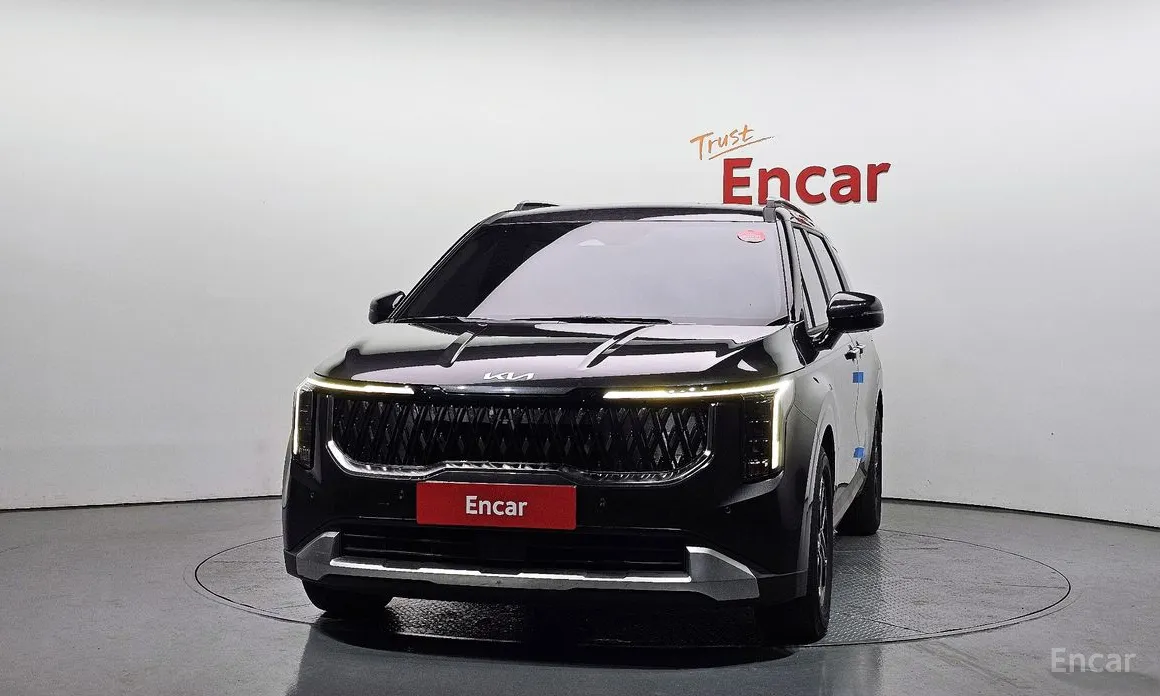 Фото 3 - Kia Carnival