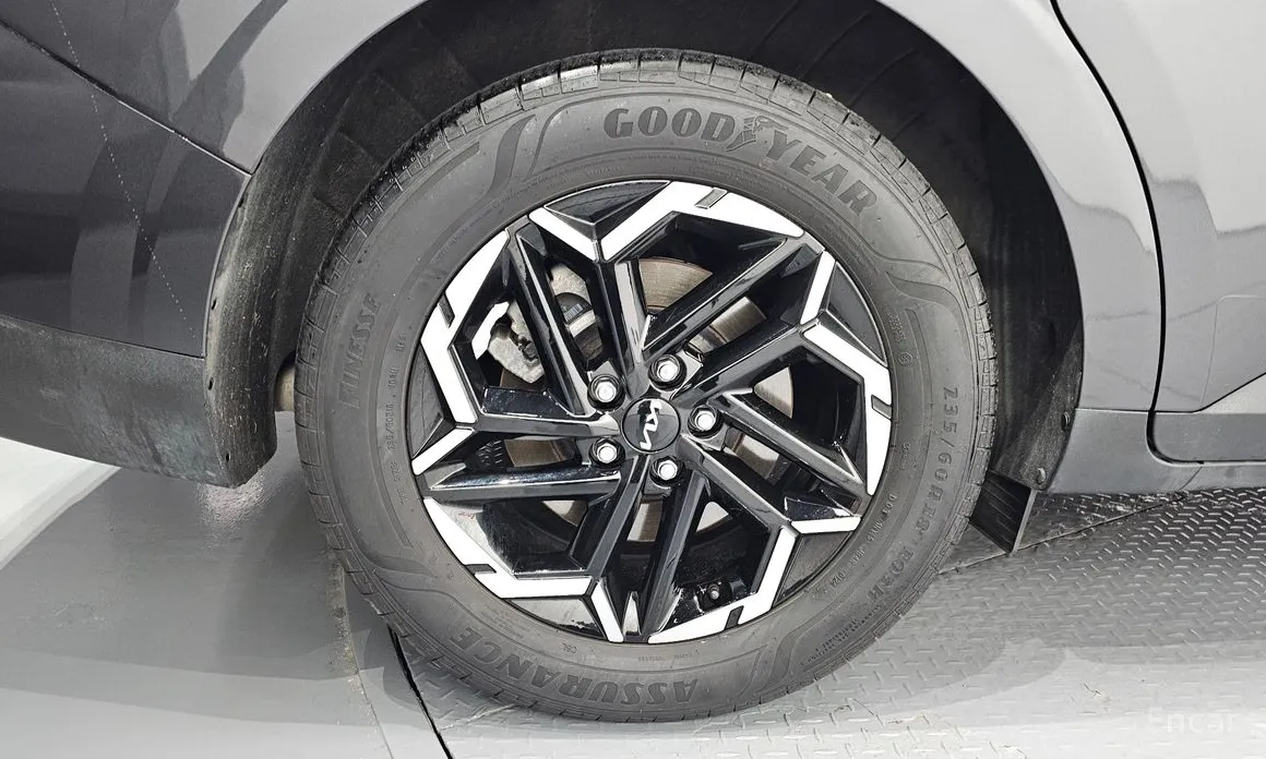 Фото 5 - Kia Carnival