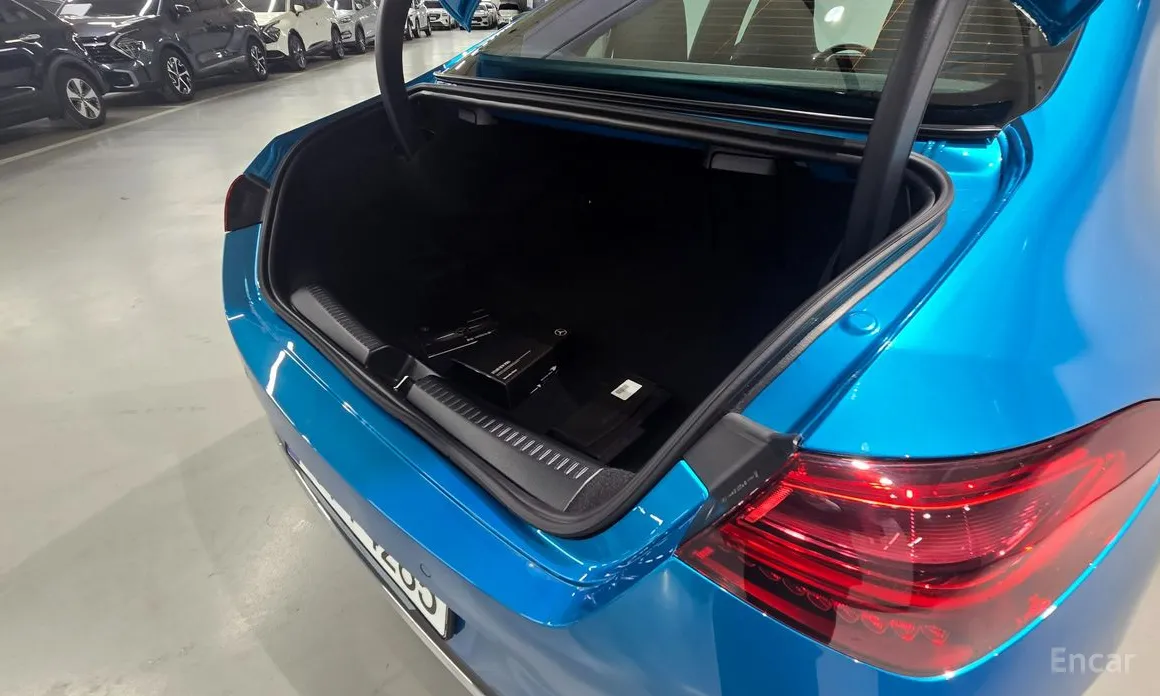 Фото 10 - Mercedes-Benz CLA-Class