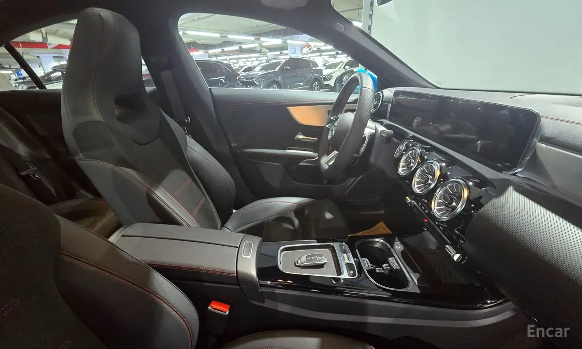 Фото 18 - Mercedes-Benz CLA-Class