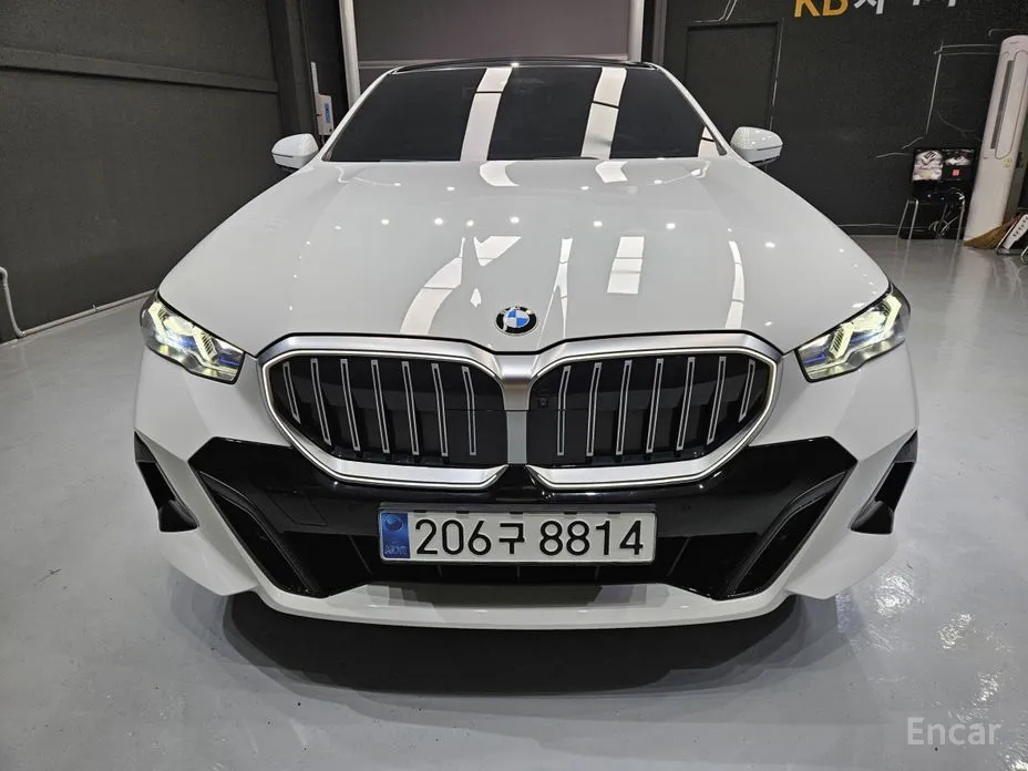 Фото 3 - BMW 5 Series