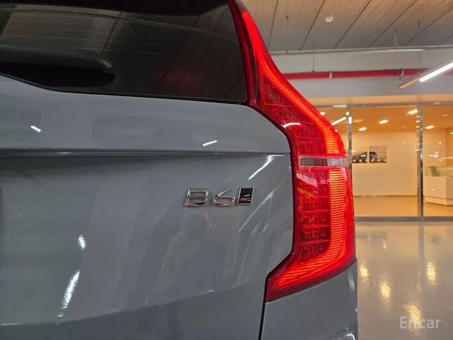 Фото 12 - Volvo XC90